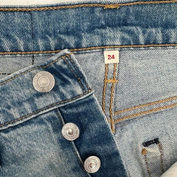 Levi's 501 Tapered High Rise Button Fly Light Wash Raw Hem Denim 24 Cropped Jean - Picture 5 of 9